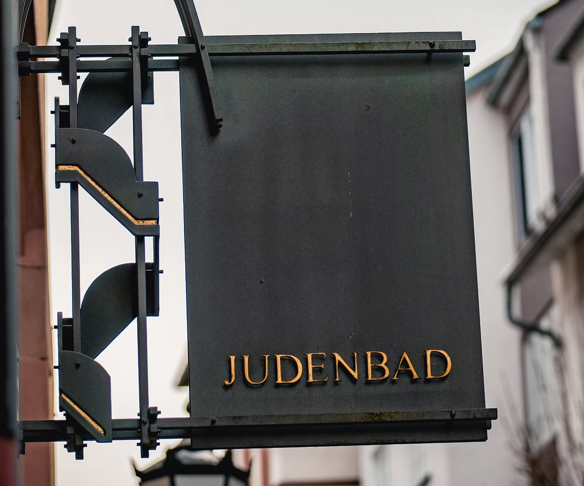 Außenschild der Mikwe