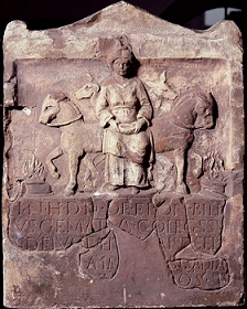 Raum 1 Römer 01 Epona-Relief vom Limeskastell Kapersburg